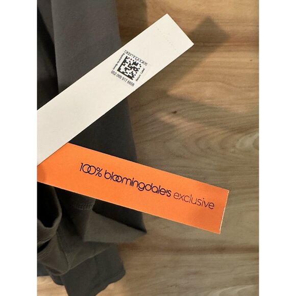 nwt Bloomingdales AQUA Women's Large Long Sleeve Athletic Top Pullover Exclusive - Picture 6 of 9